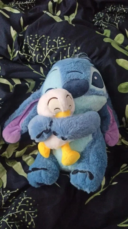 Foto de cliente 1 de Stitch com Patinho Feio - Pelúcia Premium